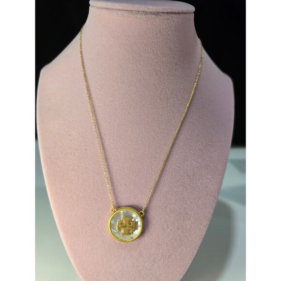 Tory Burch Mother-of-Pearl Kira Logo Pendant Necklace 16" Chain w/2" Extender - Picture 1 of 5
